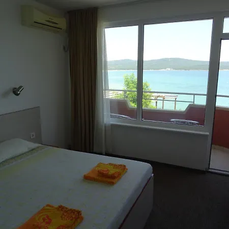 Къща за гости добреви 4*