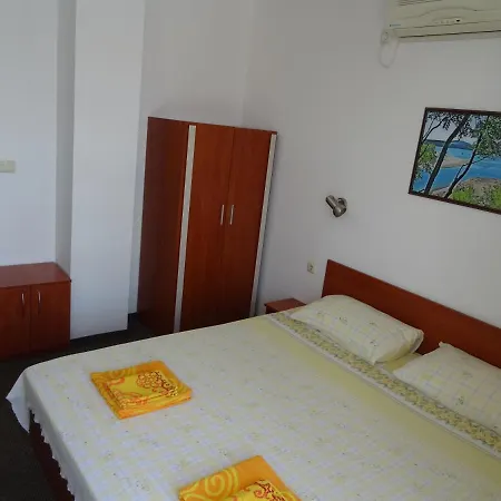 добреви Къща за гости 4*