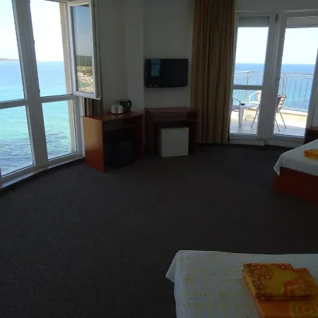 добреви 4* Приморско