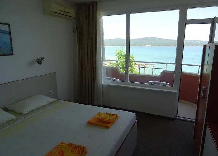 게스트하우스 Dobrevi 4*