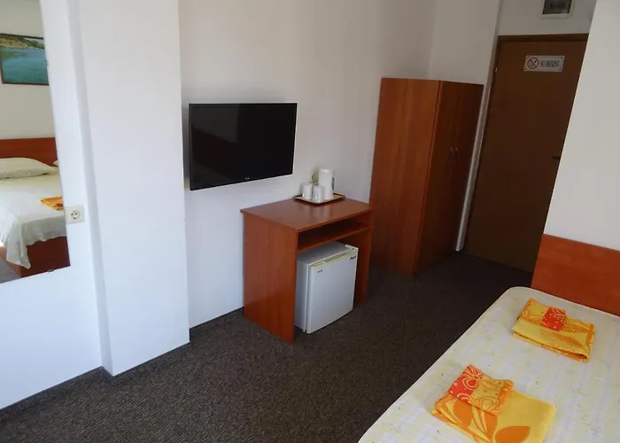 Dobrevi Guest house 4*