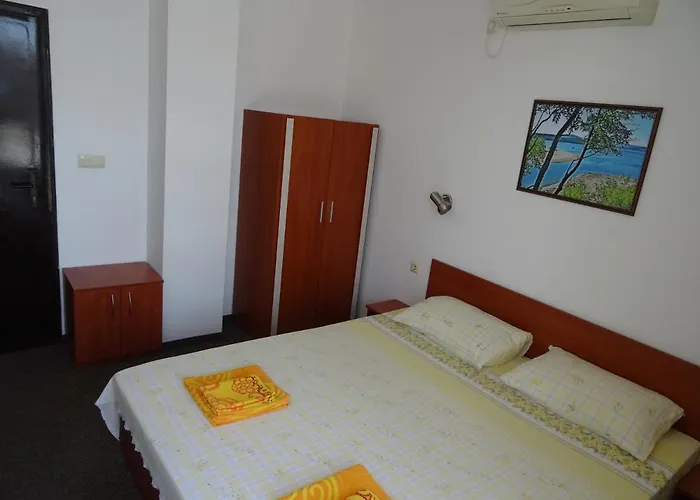 Dobrevi Guest house 4*