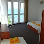 Dobrevi Guest house