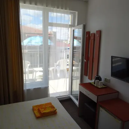 Guest house Dobrevi Primorsko