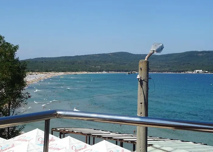 Dobrevi בית הארחה